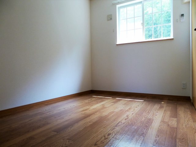 ドリームコートの洋室