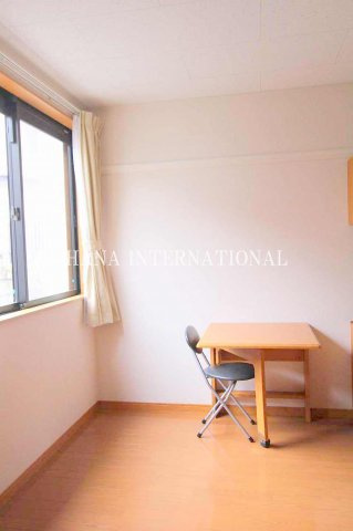 レオパレスのぼり川の洋室