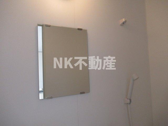 【浴室】 | メゾン松村（河内小阪賃貸） | お風呂に鏡があります
