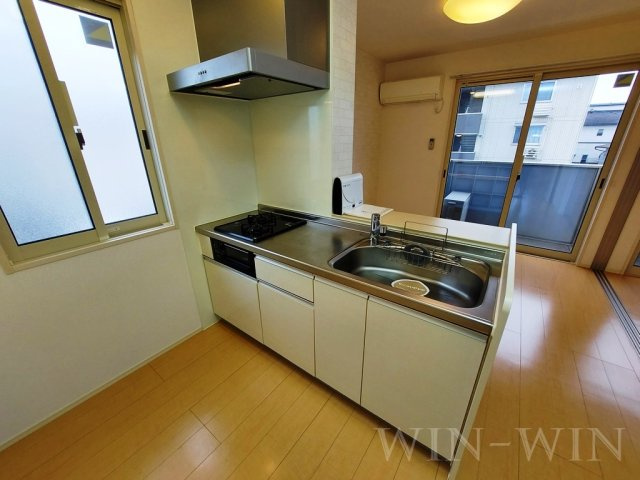 アゼリア A棟のキッチン