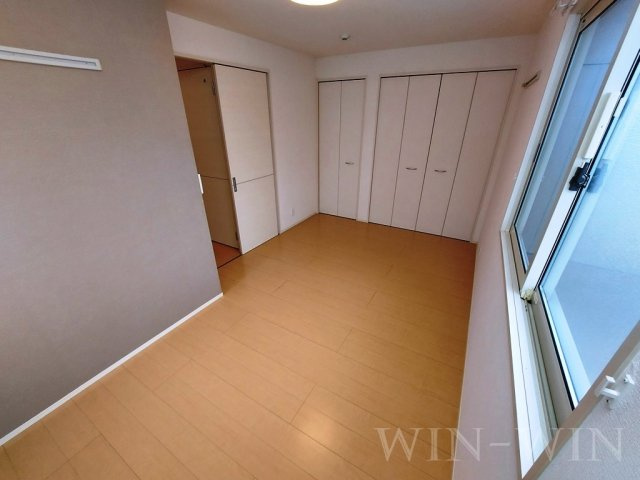 アゼリア A棟の寝室