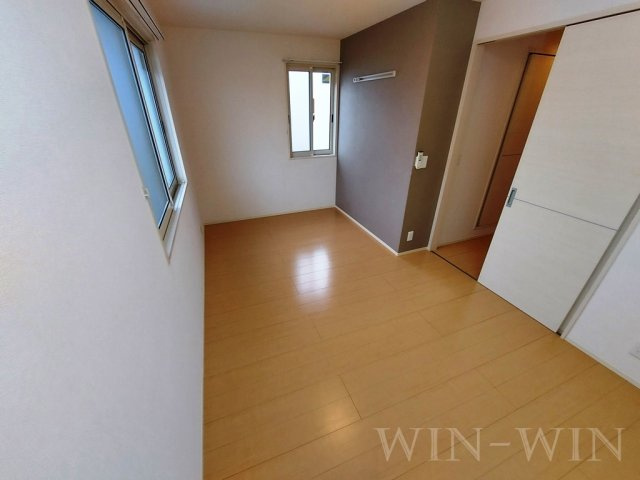 アゼリア A棟の寝室