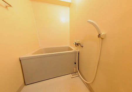 和泉市上町の賃貸マンションの浴室|お風呂です