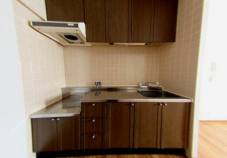 和泉市上町の賃貸マンションのキッチン|使いやすいキッチンです