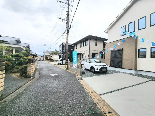 ーFITーフィットー小倉南区湯川新町1丁目1期　【小倉南区　新築戸建て】の前面道路含む現地写真|交通量も少なく駐車しやすい♪　【小倉南区　新築戸建て】