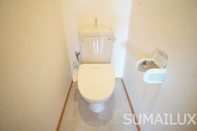 熊本市中央区八王寺町の賃貸マンションのトイレ