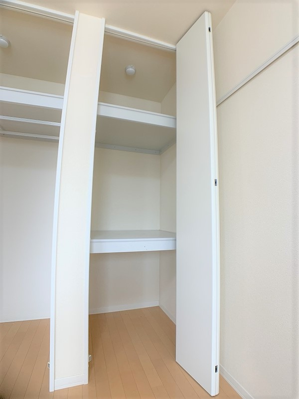 メゾンマスト盛南中央Ⅱの収納