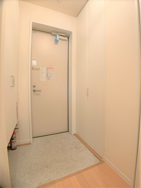 メゾンマスト盛南中央Ⅱの玄関