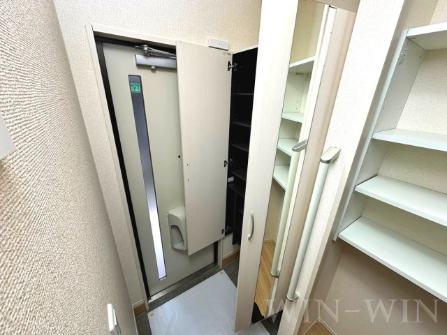 セゾン藏の玄関