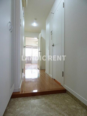 【玄関】 | サヴォイ ジ・アトリウム