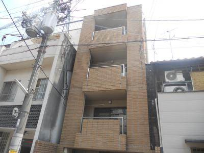 リージェント三条の外観