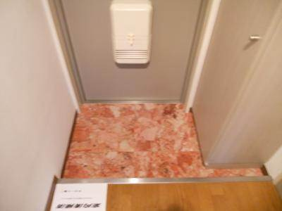 リージェント三条の玄関|玄関