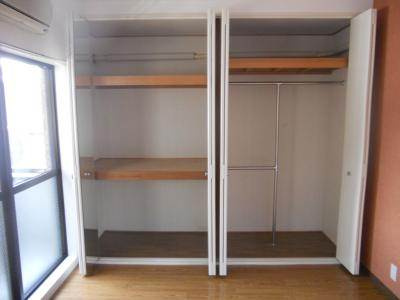 リージェント三条の収納|クローゼット