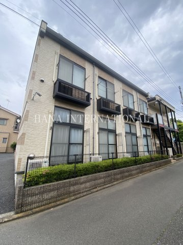 レオパレスプランドールの外観