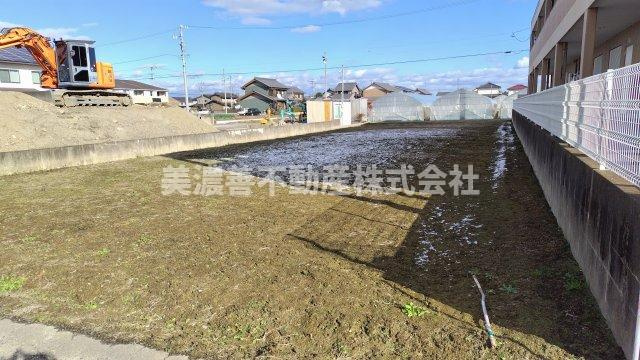 ６２４６２　羽島郡岐南町薬師寺６丁目土地の外観