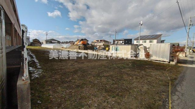 ６２４６２　羽島郡岐南町薬師寺６丁目土地の外観