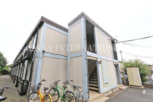 レオパレスフローラの外観