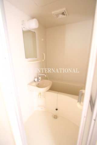 レオパレスフローラの浴室|同一仕様