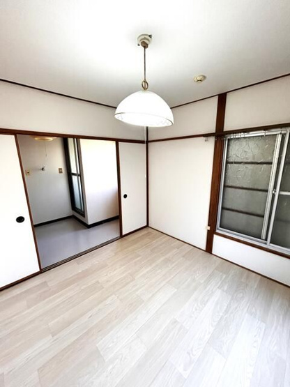 【寝室】