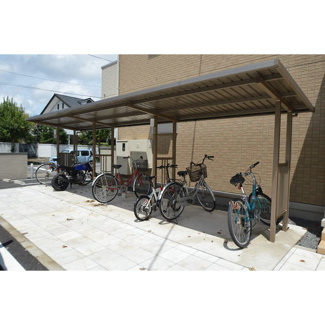 【その他共用部分】 | シャトード新 | 駐輪場