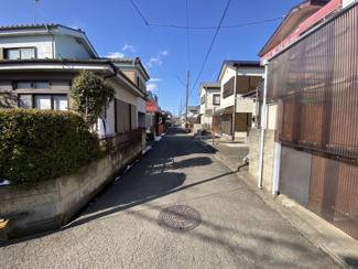 【前面道路含む現地写真】