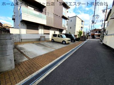 【駐車場】 | シャーメゾン信
