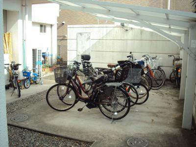 ヒルデン北山の駐車場|駐輪場