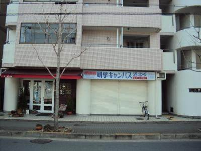 ヒルデン北山のエントランス