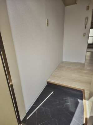 【玄関】 | 木田コーポ | 明るい玄関です