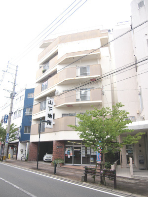 山下地所ビルの周辺