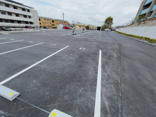 東浦ガーデンヒルズあじさいクレストの駐車場