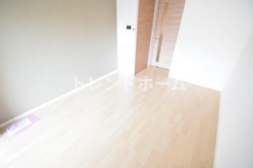 プライムアーバン御堂筋本町の居間・リビング|選べる家電プランあり！！