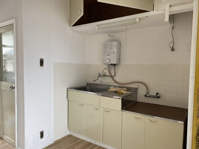 戸島アパートのキッチン