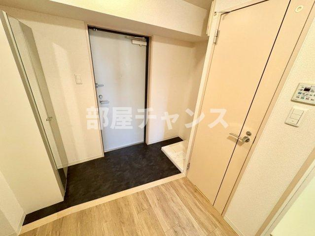 パークフラッツ金山の玄関