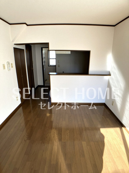 【居間・リビング】 | アンフィニ | ゆったりとした居間です