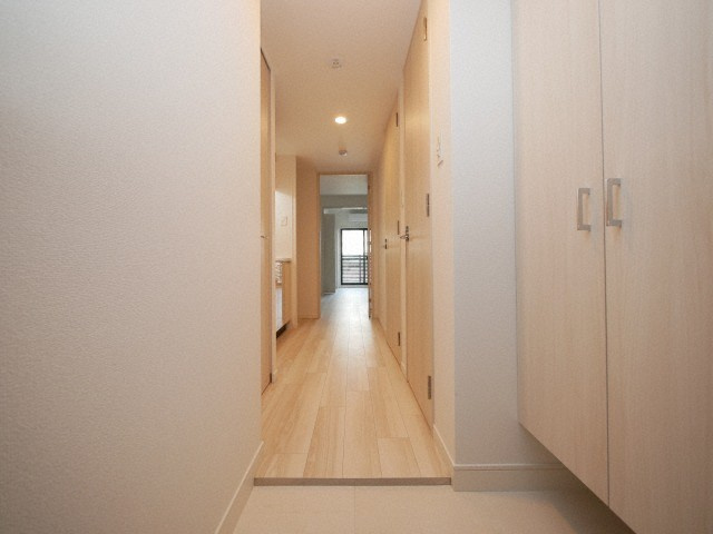 S-RESIDENCE日本橋Qualierの玄関