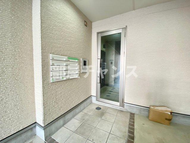 アルテミス新栄のエントランス