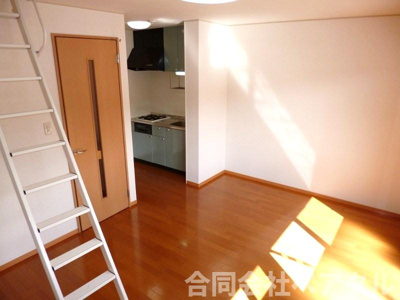 【洋室】 | シャルト大宅