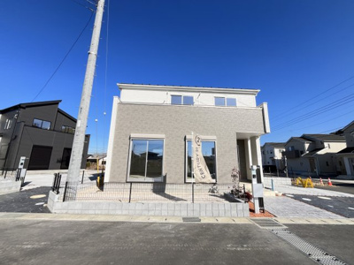 【外観】 | 袖ケ浦市坂戸市場　新築住宅　全８棟　８号棟 | 外はこのようになっています