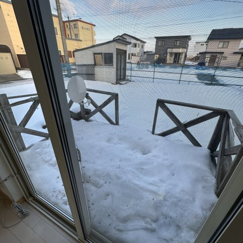 新生ハイツのバルコニー