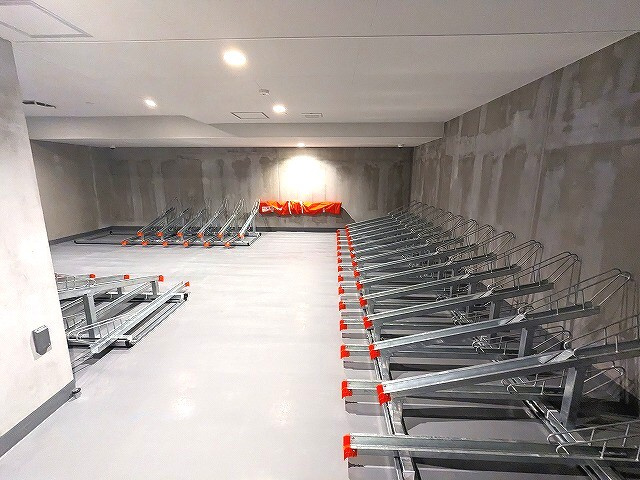 リージア浅草橋の設備|室内の自転車置場です