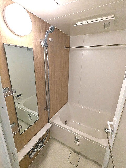 リージア浅草橋の浴室|追焚オートバス、浴室換気乾燥機付きです