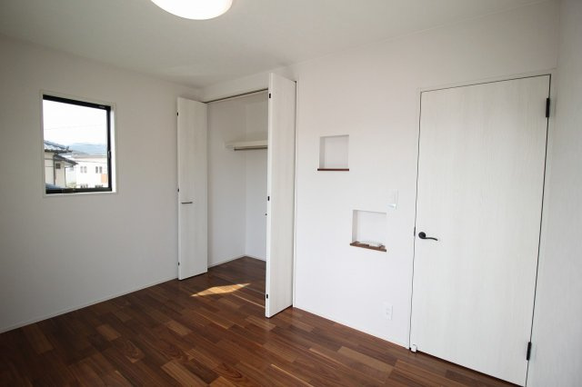 鴨部高町　中古戸建　西棟（未入居）の洋室|2Ｆ　南西の部屋　6.0帖　