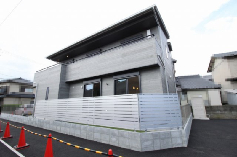 鴨部高町　中古戸建　西棟（未入居）の外観