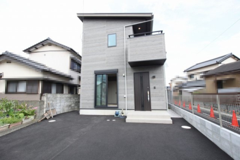 鴨部高町　中古戸建　西棟（未入居）の外観