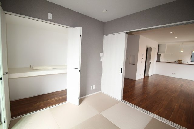 鴨部高町　中古戸建　西棟（未入居）の和室|1Ｆ　4.5帖