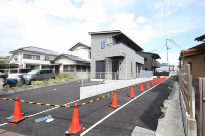 鴨部高町　中古戸建　西棟（未入居）の外観