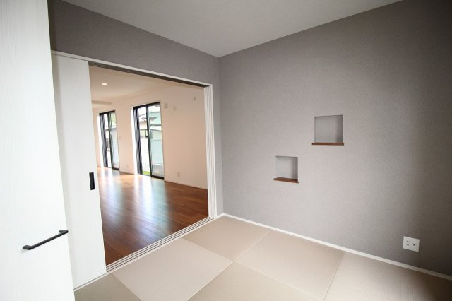 鴨部高町　中古戸建　西棟（未入居）の和室|1F　 4.5帖

