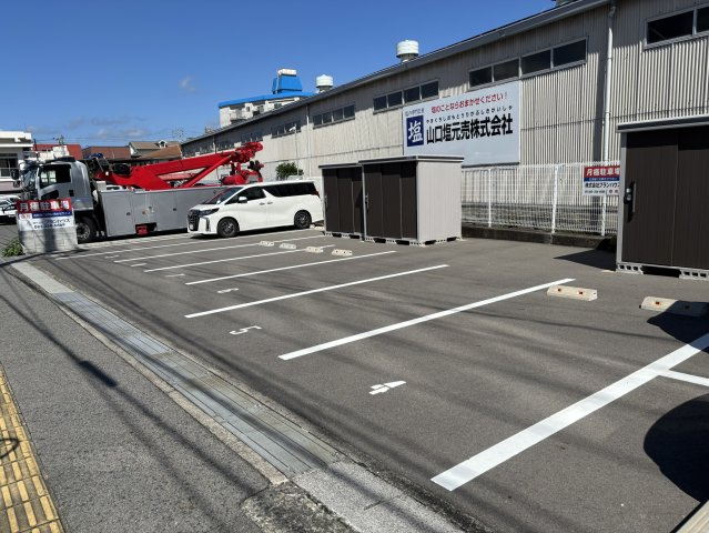 トラスト生野町パーキング の外観|駐車番号：6番　縦列駐車可能