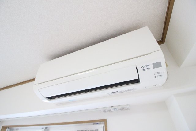 【設備】 | アパルト松崎 | 洋室エアコン